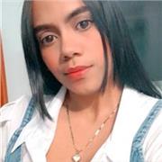 Profesora de matemáticas ofreciendo grandes aprendizaje a los alumnos